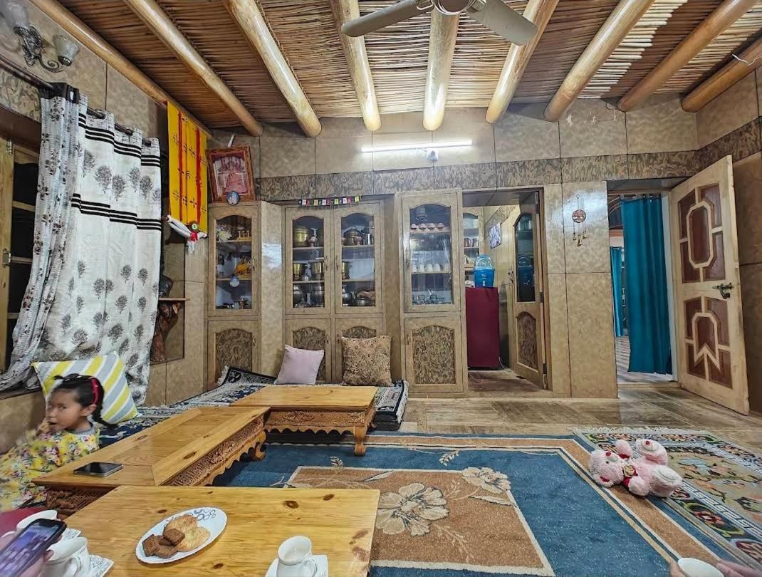 Homestay Valley - Boutique In Sumur, Valley