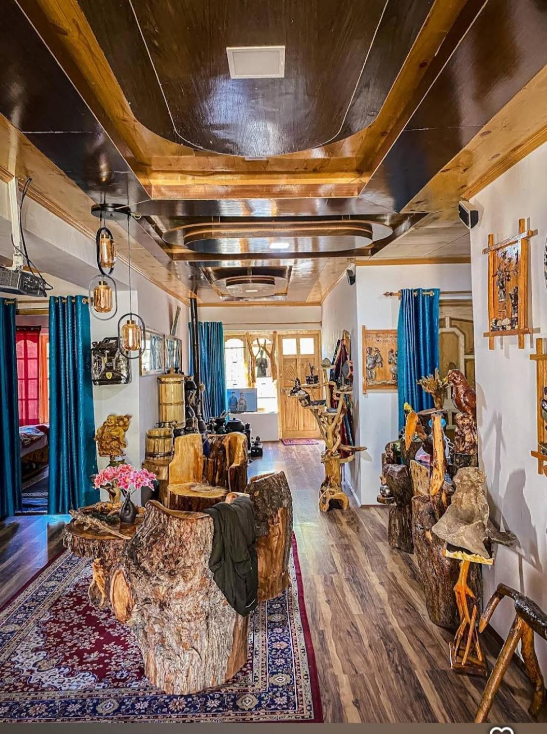 Valley - Boutique In Sumur, Valley Homestay